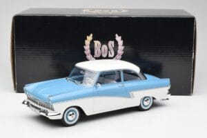 Ford Taunus 17M P2 Gaiši Zils & Balts BoS Models 1:18 BOS019 Metāls — attēls 6 no 6