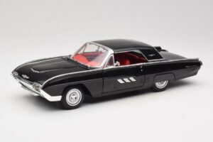 Ford Thunderbird Melns Anson 1:18 30344 Metāls