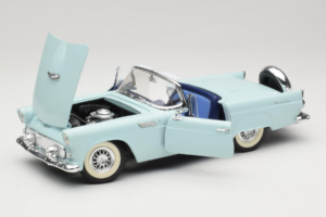 Ford Thunderbird Zaļš Revell 1:18 8804-G1 Metāls — attēls 2 no 8