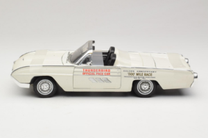 Ford Thunderbird Kabriolets Indy Pace Car Anson 1:18 30368 Metāls — attēls 3 no 6