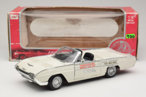 Ford Thunderbird Kabriolets Indy Pace Car Anson 1:18 30368 Metāls — attēls 6 no 6
