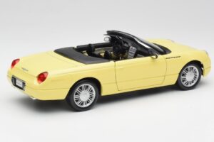 Ford Thunderbird Show Car Dzeltens Maisto 1:18 50335 Metāls — attēls 3 no 8