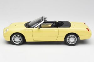 Ford Thunderbird Show Car Dzeltens Maisto 1:18 50335 Metāls — attēls 4 no 8