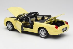 Ford Thunderbird Show Car Dzeltens Maisto 1:18 50335 Metāls — attēls 5 no 8