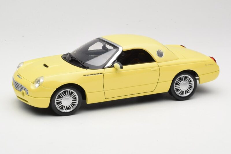 Ford Thunderbird Show Car Dzeltens Maisto 1:18 50336 Metāls