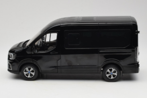 Ford Transit Melns JMC 1:18 SHRV363CM02JP Metāls — attēls 4 no 8
