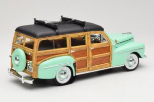 Ford Woody Panel Wagon Piparmētru Zaļš Road Signature 1:18 20028 Metāls — attēls 3 no 8