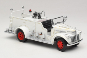 GMC Ugunsdzēsēju Mašīna Balts Road Signature 1:18 20068 Metāls — attēls 6 no 9