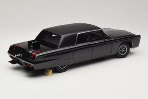 Chrysler Imperial Black Beauty Green Hornet TV Series AUTOart 1:18 71546 Metāls — attēls 3 no 8