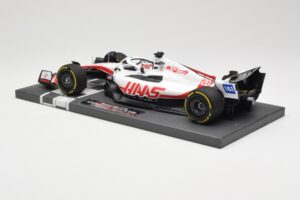 Haas VF-22 #20 K. Magnussen British GP 2022 Minichamps 1:18 117221020 Metāls — attēls 5 no 6