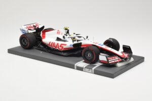 Haas VF-22 #47 M. Schumacher Bahrain GP 2022 Minichamps 1:18 117220147 Metāls — attēls 4 no 6