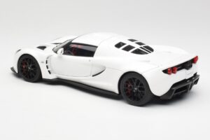 Hennessey Venom GT Balts AUTOart 1:18 75404 Metāls — attēls 7 no 8