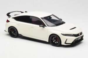 Honda Civic Type R FL5 Championship Balts Otto 1:18 OT1056 Sveķi — attēls 4 no 6