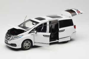 Honda Elysion Balts OEM 1:18 430056 Metāls — attēls 2 no 8
