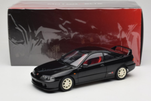 Honda Integra Type R DC2 Pre-Facelift Flamenco Black Pearl MotorHelix 1:18 M85203 Metāls — attēls 8 no 8