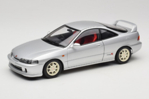 Honda Integra Type R DC2 Pre-Facelift Vogue Silver Metallic MotorHelix 1:18 M85202 Metāls