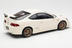 Honda Integra DC5 Type R Mugen Balts AUTOart 1:18 73251 Metāls — attēls 3 no 8