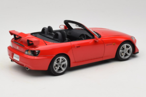 Honda S2000 AP2 Type S New Formula Red MotorHelix 1:18 M85112 Metāls — attēls 4 no 9
