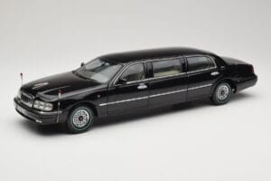 Hongqi Qijian CA7460 FAW 1:18 Hongqi Qijian CA7460 FAW 1:18 139940 Metāls