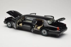 Hongqi Qijian CA7460 FAW 1:18 139940 Metāls — attēls 5 no 8