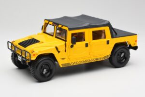 Hummer H1 Soft Top Dzeltens Maisto 1:18 56041 Metāls