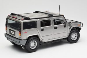 Hummer H2 Sudrabs Maisto 1:18 7449569 Metāls — attēls 3 no 8