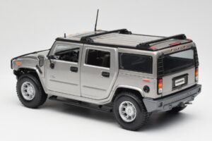 Hummer H2 Sudrabs Maisto 1:18 7449569 Metāls — attēls 7 no 8