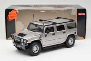 Hummer H2 Sudrabs Maisto 1:18 7449569 Metāls — attēls 8 no 8