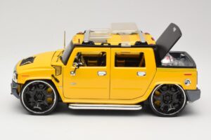 Hummer H2 SUT Concept Dzeltens Maisto 1:18 31067 Metāls — attēls 4 no 8