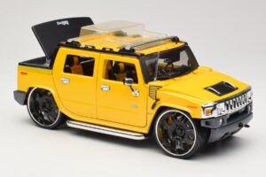 Hummer H2 SUT Concept Dzeltens Maisto 1:18 31067 Metāls — attēls 6 no 8