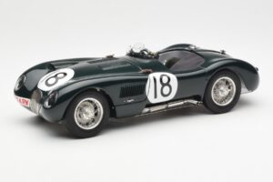 Jaguar C-Type #18 T. Rolt / D. Hamilton 24 Hours of Le Mans Winner 1953 CMC 1:18 M-195 Metāls