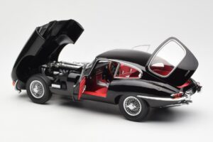 Jaguar E-Type 3.8 Series 1 Melns Kyosho 1:18 08954BK Metāls — attēls 5 no 8