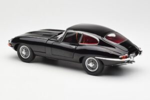 Jaguar E-Type 3.8 Series 1 Melns Kyosho 1:18 08954BK Metāls — attēls 7 no 8