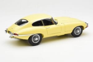 Jaguar E-Type 3.8 Series 1 Gaiši Dzeltens Kyosho 1:18 08954LY Metāls — attēls 3 no 8
