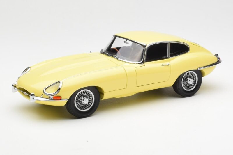Jaguar E-Type 3.8 Series 1 Gaiši Dzeltens Kyosho 1:18 08954LY Metāls