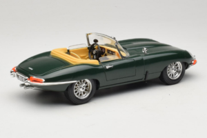Jaguar E-Type Kabriolets Zaļš Bburago 1:18 3026 Metāls — attēls 3 no 8