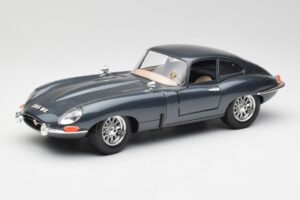 Jaguar E-Type Pelēks Bburago 1:18 30018 Metāls