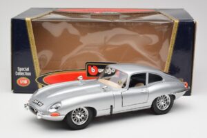 Jaguar E-Type Series 1 Sudrabs Bburago 1:18 3018-M2 Metāls — attēls 8 no 8