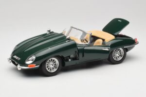 Jaguar E-Type Series 1 Roadster Zaļš Bburago 1:18 3018-M5 Metāls — attēls 2 no 8