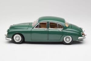 Jaguar Mk II British Racing Zaļš Maisto 1:18 50287 Metāls — attēls 4 no 8