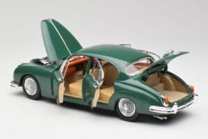 Jaguar Mk II British Racing Zaļš Maisto 1:18 50287 Metāls — attēls 5 no 8