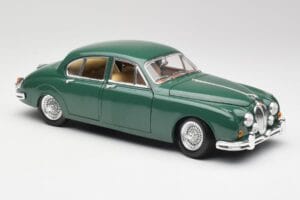 Jaguar Mk II British Racing Zaļš Maisto 1:18 50287 Metāls — attēls 6 no 8