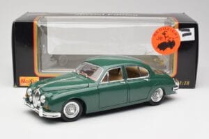 Jaguar Mk II British Racing Zaļš Maisto 1:18 50287 Metāls — attēls 8 no 8