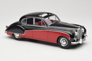 Jaguar Mk VIII Melns & Tumši Sarkans BoS Models 1:18 BOS408 Sveķi — attēls 4 no 6