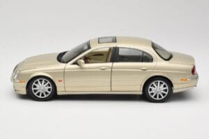 Jaguar S-Type X200 Bronzs Maisto 1:18 50332 Metāls — attēls 4 no 8