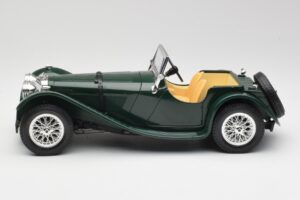Jaguar SS 100 Roadster Zaļš Bburago 1:18 3006 Metāls — attēls 4 no 8