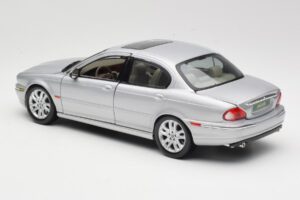 Jaguar X-Type Sudrabs Maisto 1:18 7271328 Metāls — attēls 7 no 8