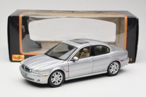 Jaguar X-Type Sudrabs Maisto 1:18 7271328 Metāls — attēls 8 no 8