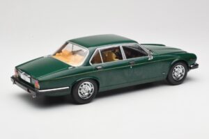 Jaguar XJ Series III Tumšizaļš MCG 1:18 MCG18175 Metāls — attēls 2 no 6