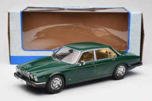 Jaguar XJ Series III Tumšizaļš MCG 1:18 MCG18175 Metāls — attēls 6 no 6